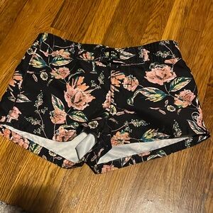 Girls 7 O’Neil board short flowers